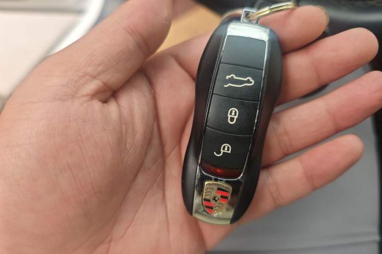 Used Porsche Macan 2018 Macan 2.0T Vehicle Key