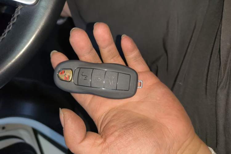 Used Porsche Macan 2018 Macan 2.0T Vehicle Key