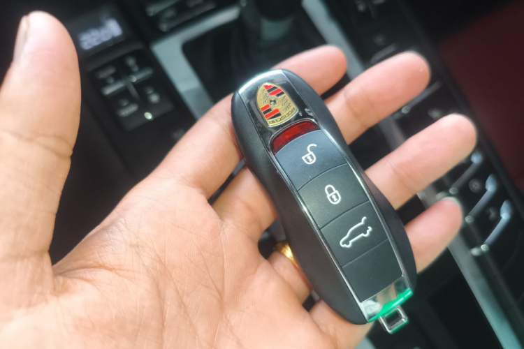 Used Porsche Macan 2018 Macan 2.0T Vehicle Key