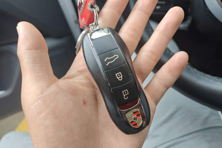 Used Porsche Macan 2018 Macan 2.0T Vehicle Key