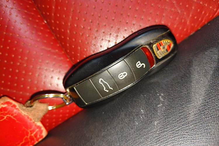 Used Porsche Macan 2018 Macan 2.0T Vehicle Key