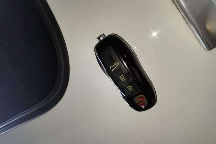 Used Porsche Macan 2018 Macan 2.0T Vehicle Key