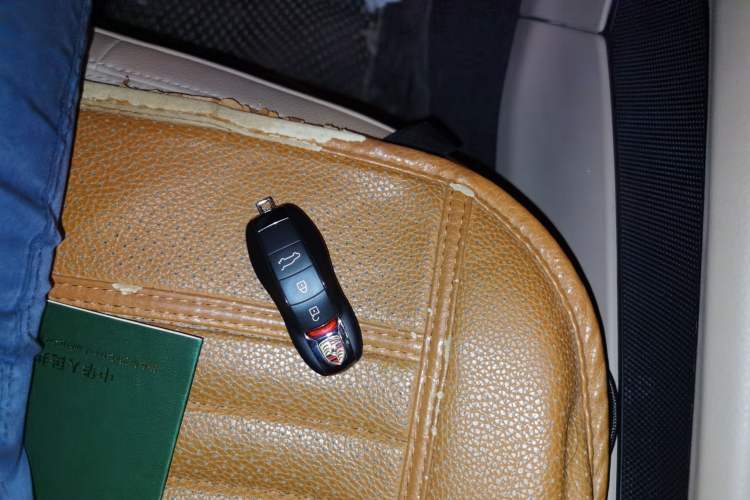 Used Porsche Macan 2018 Macan 2.0T Vehicle Key