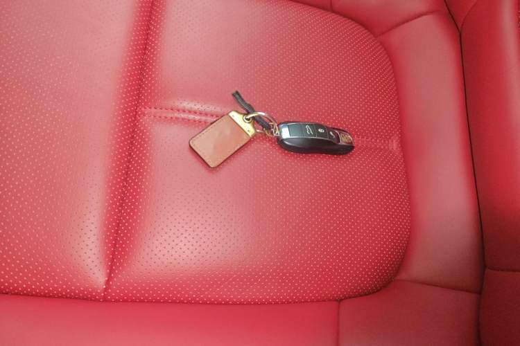 Used Porsche Macan 2018 Macan 2.0T Vehicle Key