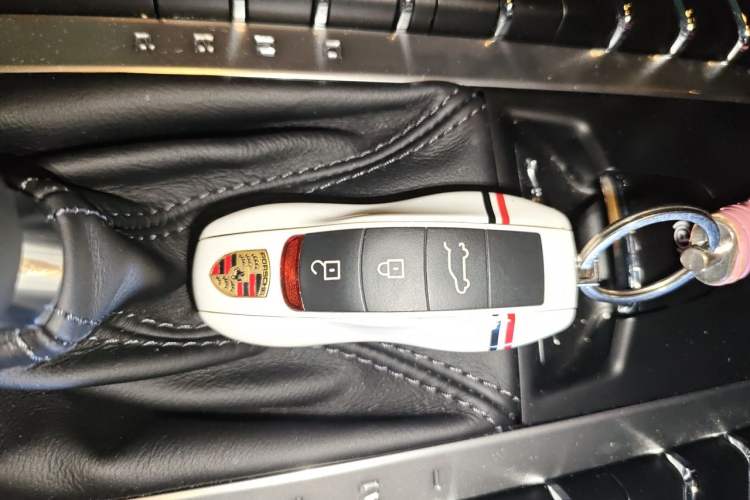 Used Porsche Macan 2018 Macan 2.0T Vehicle Key