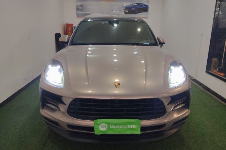 Used Porsche Macan 2018 Macan 2.0T Front