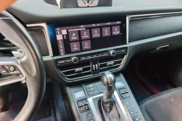 Used Porsche Macan 2020 Macan 2.0T Audio And AC Panel