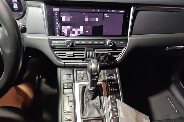 Used Porsche Macan 2020 Macan 2.0T Audio And AC Panel