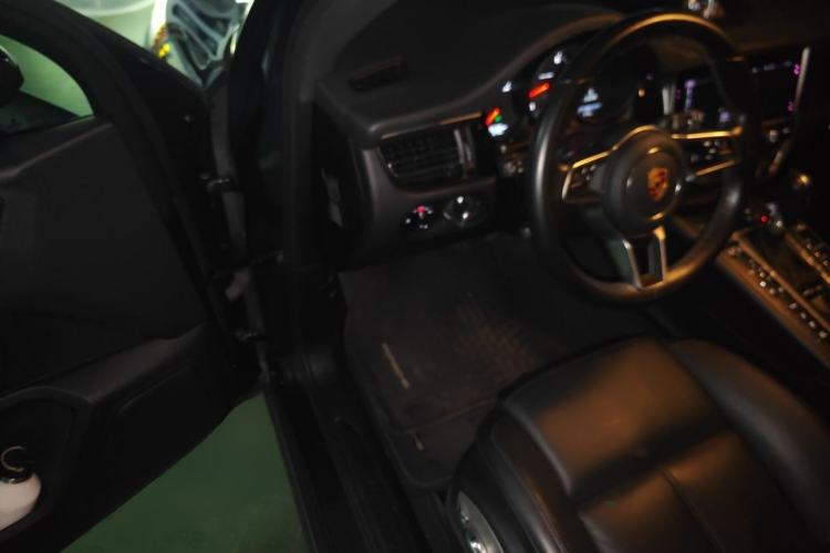 Used Porsche Macan 2020 Macan 2.0T Driver Seat