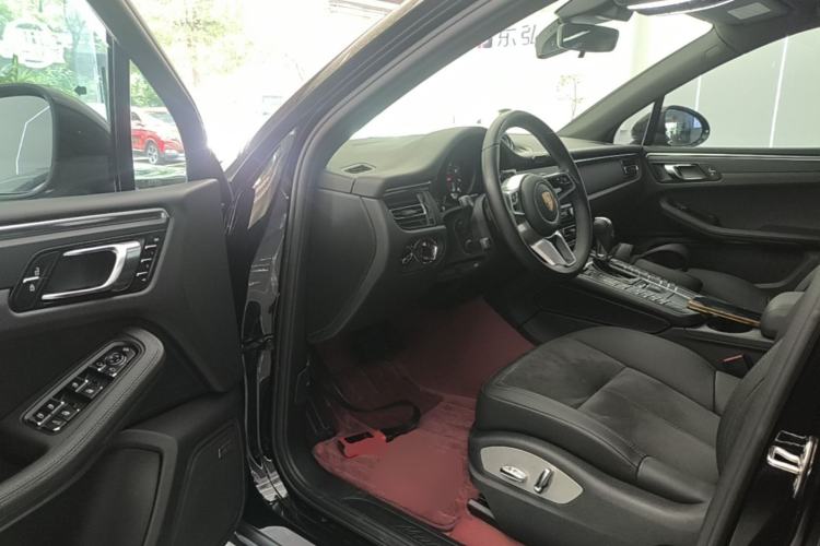 Used Porsche Macan 2020 Macan 2.0T Driver Seat