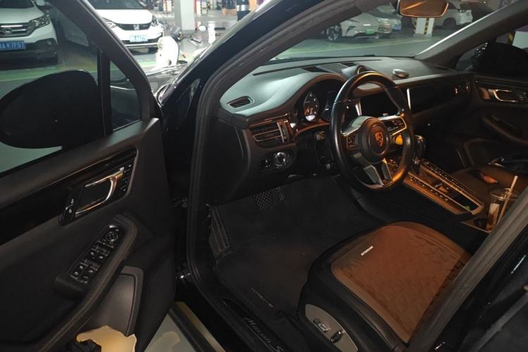 Used Porsche Macan 2020 Macan 2.0T Driver Seat