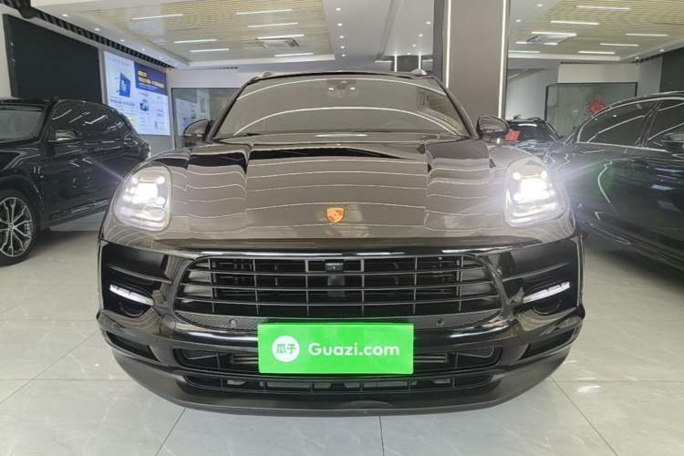 Used Porsche Macan 2020 Macan 2.0T Front