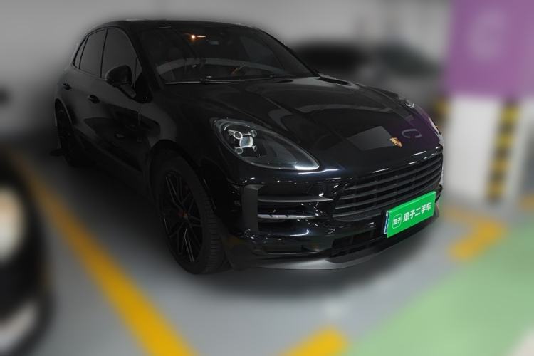 Used Porsche Macan 2020 Macan 2.0T Front Right 45 Deg