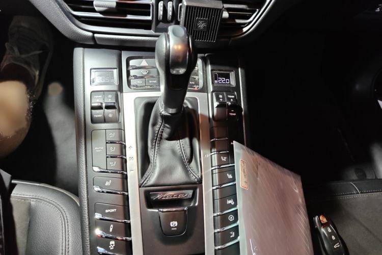 Used Porsche Macan 2020 Macan 2.0T Gear Lever