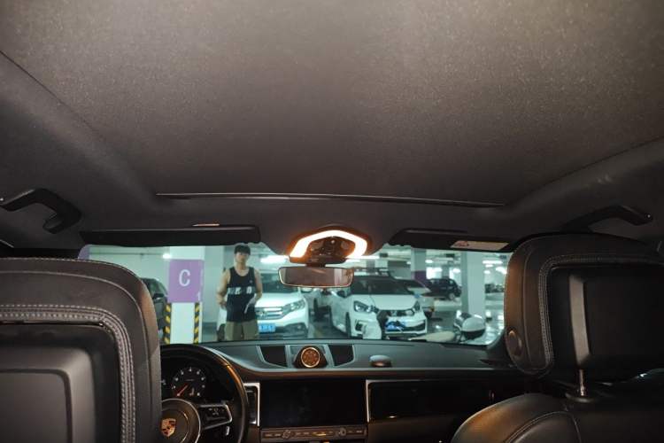 Used Porsche Macan 2020 Macan 2.0T Headliner