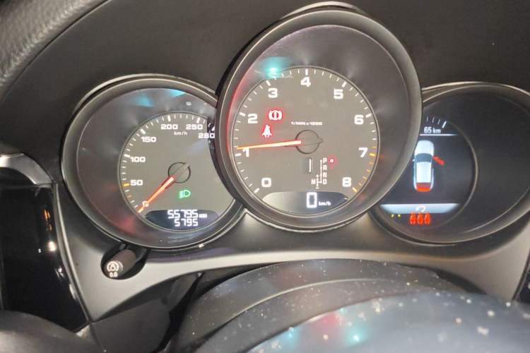 Used Porsche Macan 2020 Macan 2.0T Instrument Cluster