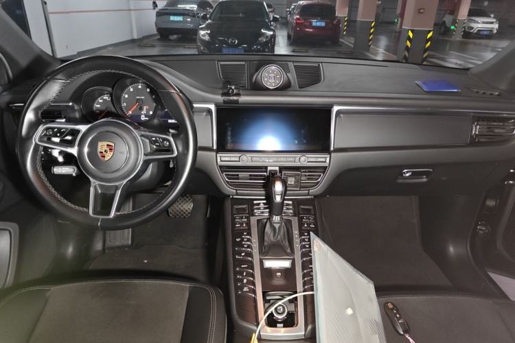 Used Porsche Macan 2020 Macan 2.0T Interior 2