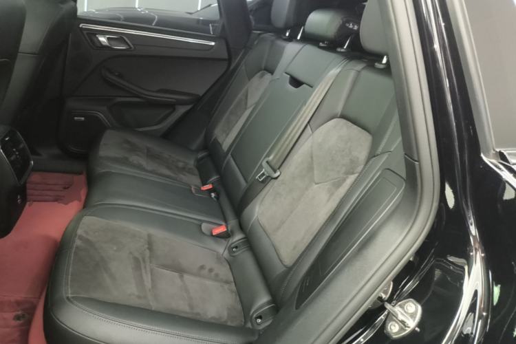 Used Porsche Macan 2020 Macan 2.0T Left Rear Seat