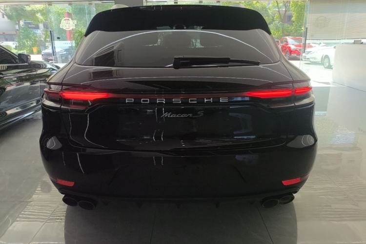Used Porsche Macan 2020 Macan 2.0T Rear