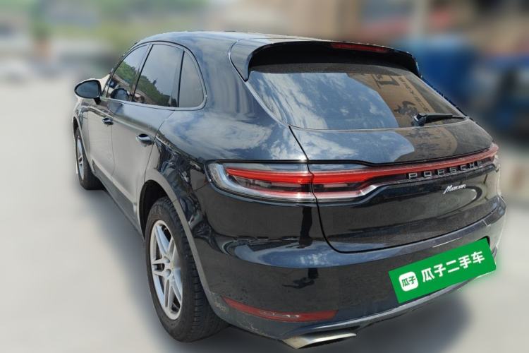 Used Porsche Macan 2020 Macan 2.0T Rear Left 45 Deg