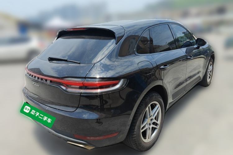 Used Porsche Macan 2020 Macan 2.0T Rear Right 45 Deg
