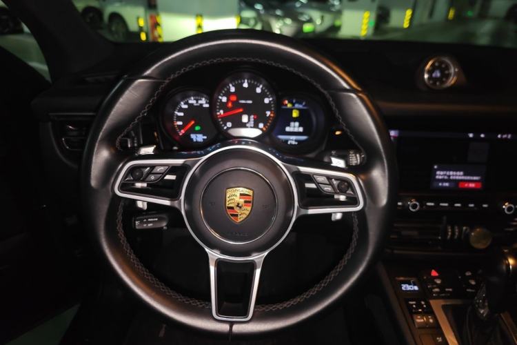 Used Porsche Macan 2020 Macan 2.0T Steering Wheel