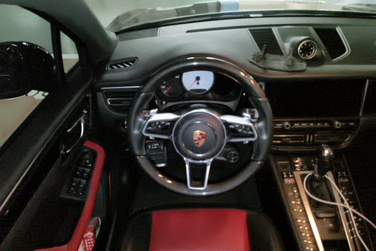 Used Porsche Macan 2020 Macan S 3.0T Steering Wheel
