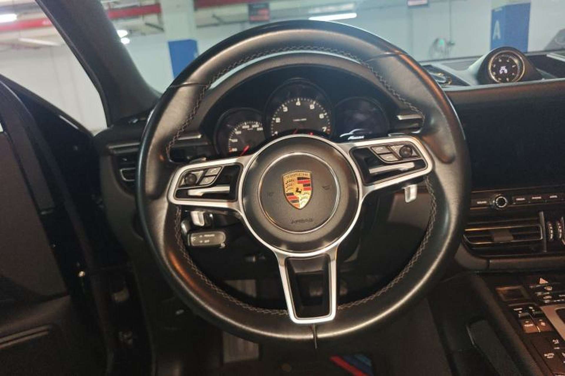 Used Porsche Macan 2020 Macan 2.0T Steering Wheel