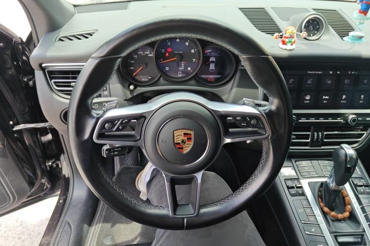 Used Porsche Macan 2020 Macan 2.0T Steering Wheel