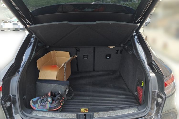 Used Porsche Macan 2020 Macan 2.0T Trunk