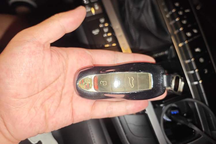 Used Porsche Macan 2020 Macan 2.0T Vehicle Key