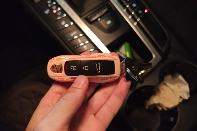 Used Porsche Macan 2020 Macan 2.0T Vehicle Key