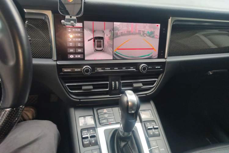 Used Porsche Macan 2020 Macan 2.0T Audio And AC Panel