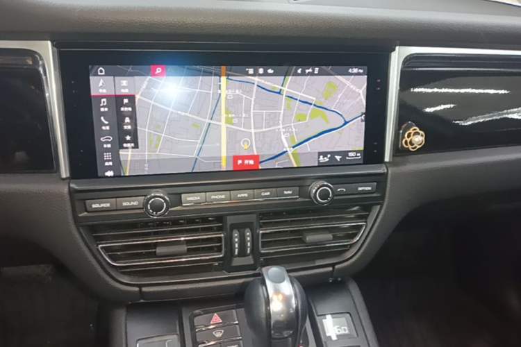 Used Porsche Macan 2020 Macan 2.0T Audio And AC Panel