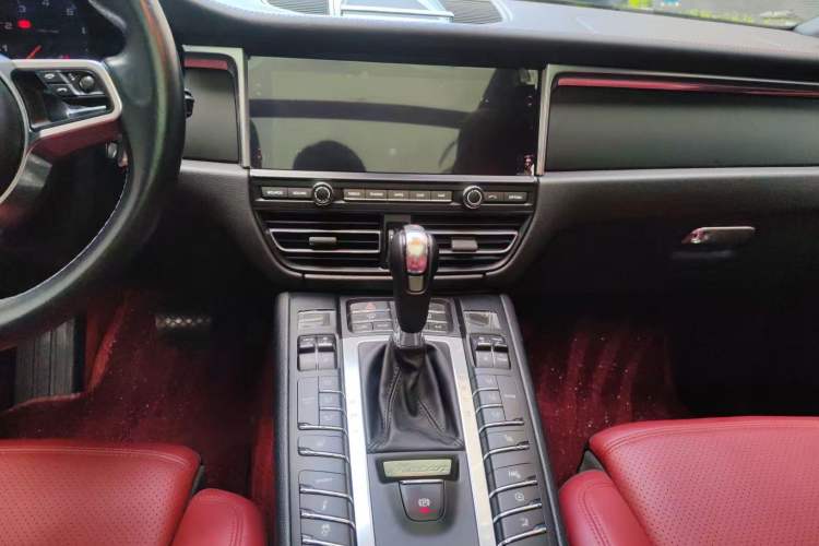 Used Porsche Macan 2020 Macan 2.0T Audio And AC Panel