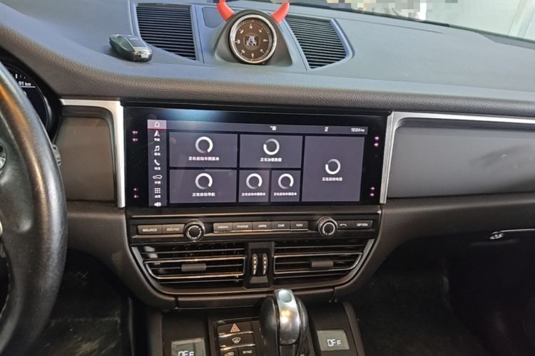 Used Porsche Macan 2020 Macan 2.0T Audio And AC Panel