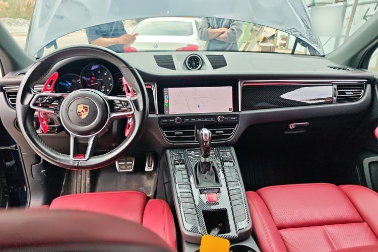 Used Porsche Macan 2020 Macan 2.0T Center Console