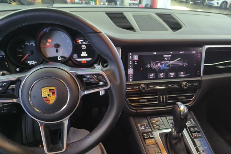 Used Porsche Macan 2020 Macan S 3.0T Center Console