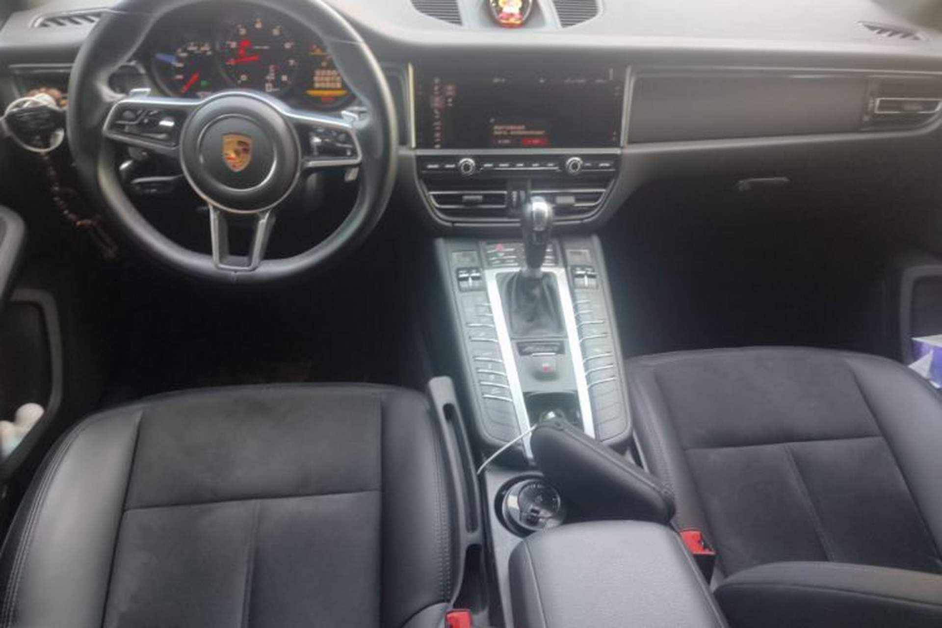 Used Porsche Macan 2020 Macan 2.0T Center Console