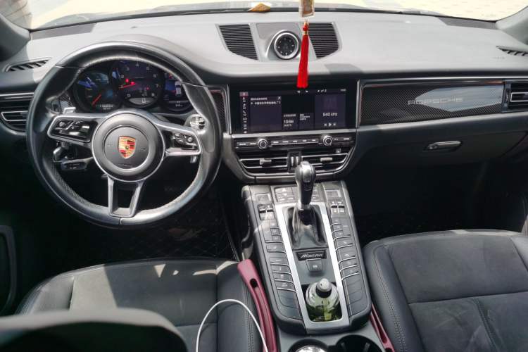 Used Porsche Macan 2020 Macan 2.0T Center Console
