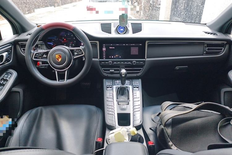 Used Porsche Macan 2020 Macan 2.0T Center Console