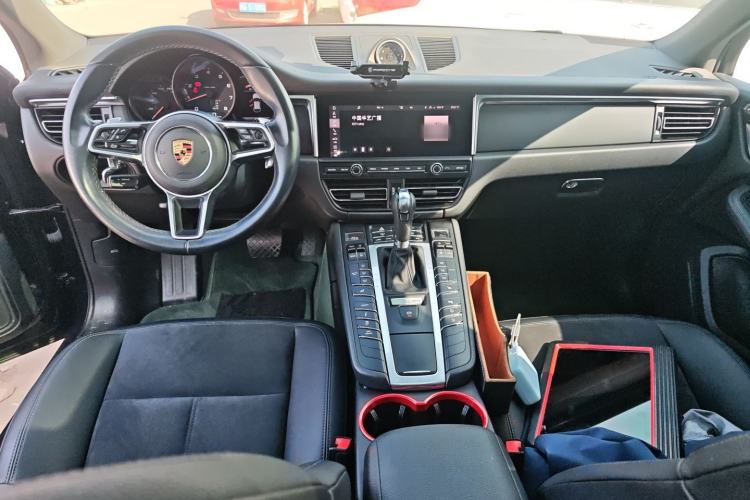 Used Porsche Macan 2020 Macan 2.0T Center Console