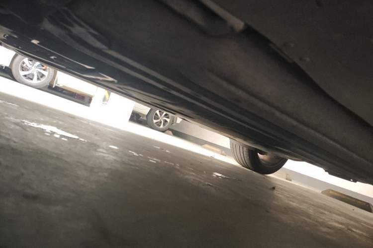 Used Porsche Macan 2020 Macan 2.0T Chassis Front Left