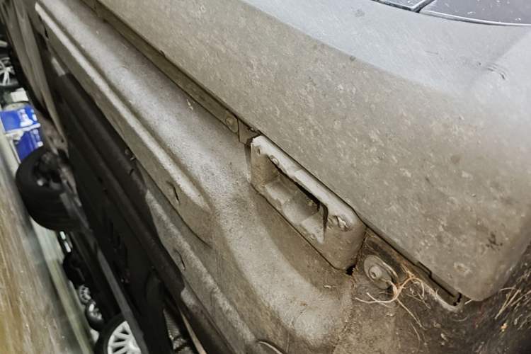 Used Porsche Macan 2020 Macan 2.0T Chassis Front Right