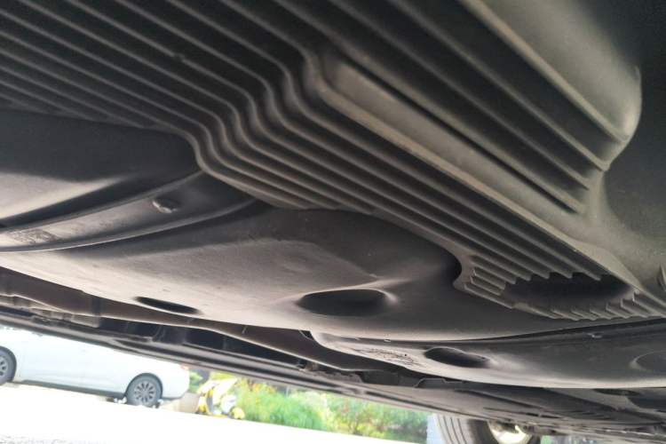 Used Porsche Macan 2020 Macan 2.0T Chassis Rear Right