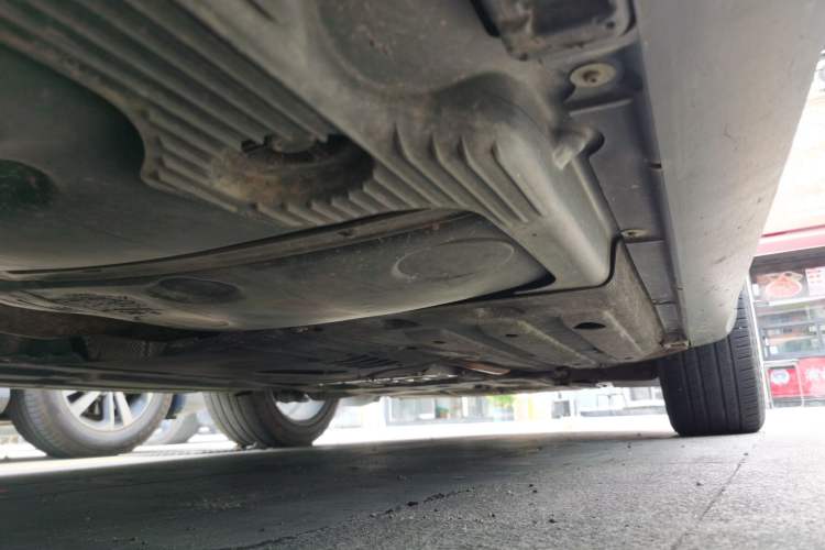 Used Porsche Macan 2020 Macan 2.0T Chassis Rear Right
