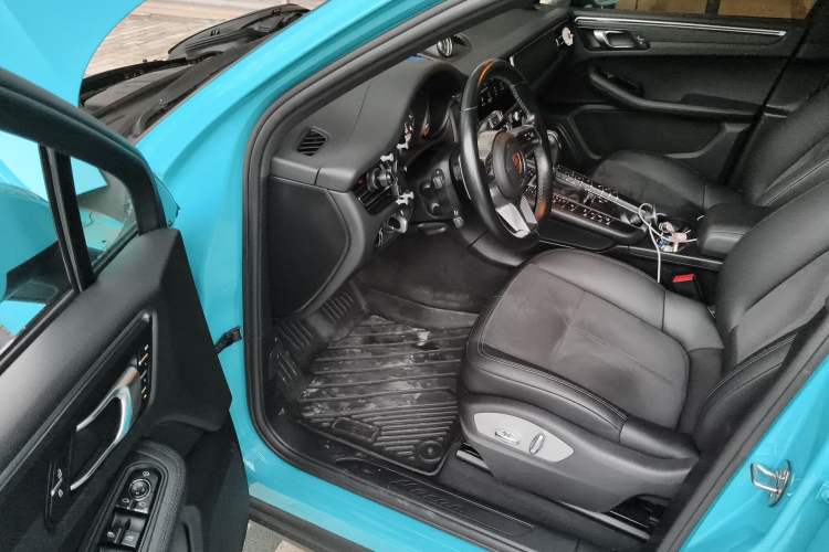 Used Porsche Macan 2020 Macan 2.0T Driver Seat