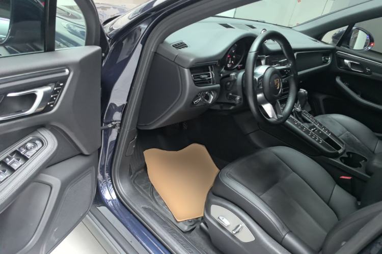 Used Porsche Macan 2020 Macan 2.0T Driver Seat