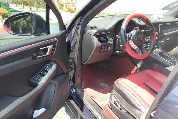 Used Porsche Macan 2020 Macan 2.0T Driver Seat