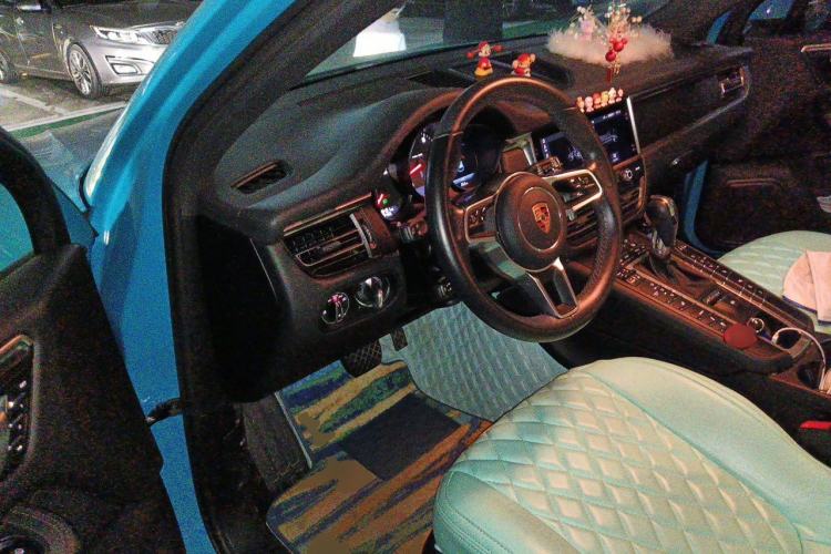 Used Porsche Macan 2020 Macan 2.0T Driver Seat